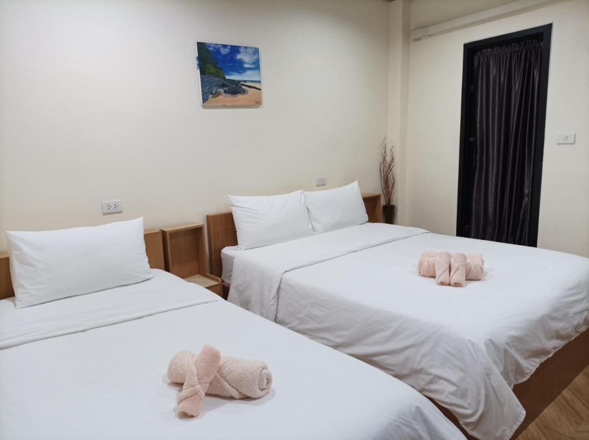 Double D Rooms & Cafe Bangkok Dış mekan fotoğraf
