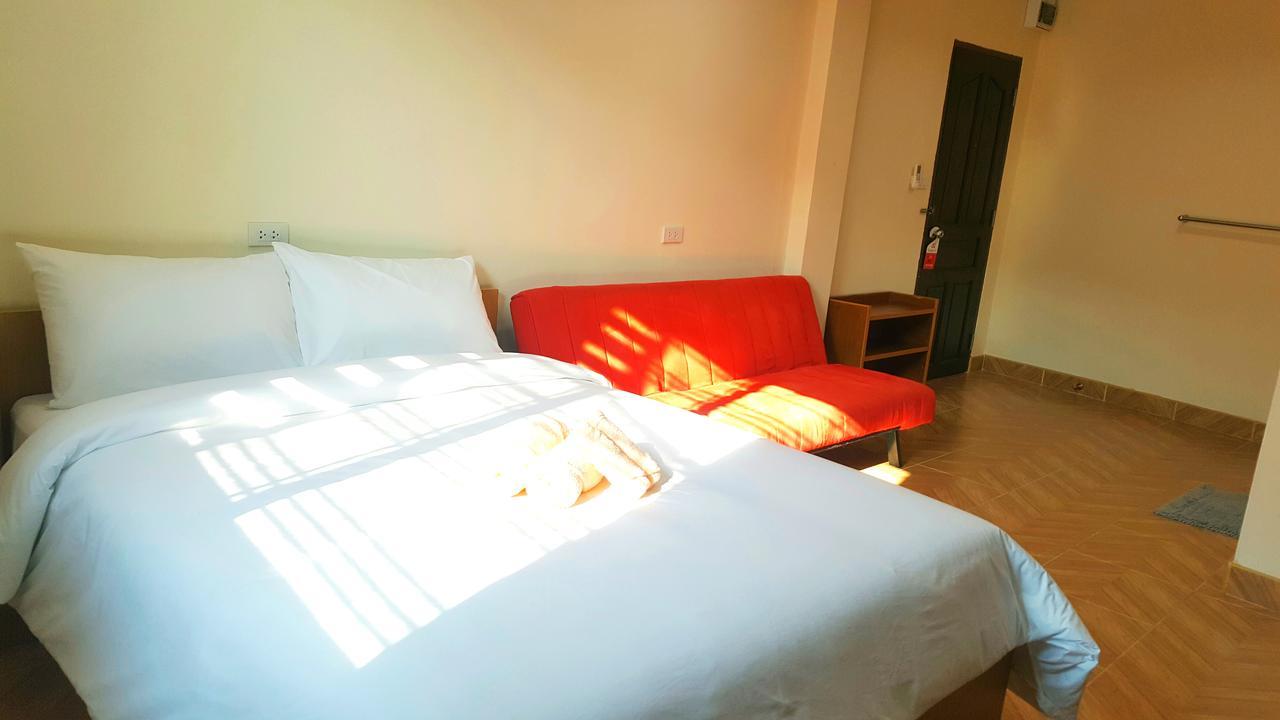 Double D Rooms & Cafe Bangkok Dış mekan fotoğraf